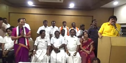 முன்னாள் முதல்வர் ஜெயலலிதாவை நினைத்து கண்ணீர் விட்டு அழுத அமைச்சர் ராஜேந்திர பாலாஜி