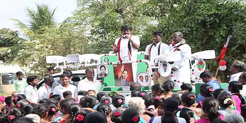 "நான்தான் கொரோனா வார்டுக்குள் சென்று நோயாளிகளுடன் உரையாடிய ஒரே அமைச்சர்" - விஜய்பாஸ்கர்