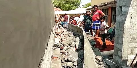 நாமக்கல்: சுவர் இடிந்து விழுந்த விபத்தில் இருவர் பரிதாபமாக உயிரிழப்பு