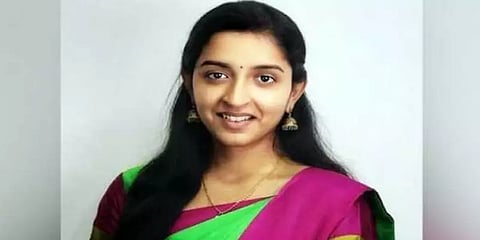 3.03 லட்சம் பேர் பதிவிறக்கம் செய்த மநீம வேட்பாளர் பத்மபிரியாவின் பிரமாணப் பத்திரம்!