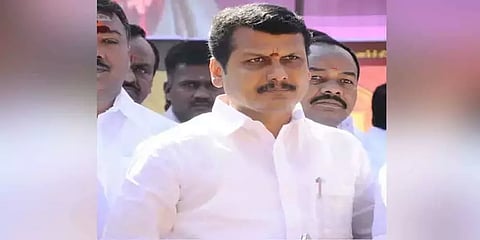 கரூர் தொகுதி திமுக வேட்பாளர் செந்தில் பாலாஜி வீட்டில் வருமான வரித்துறையினர் சோதனை!