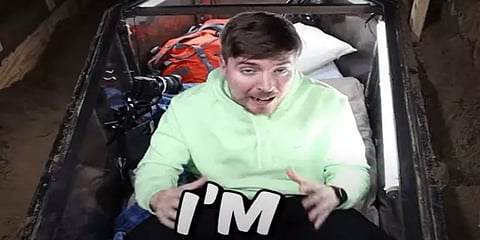 சவப்பெட்டிக்குள் 50 மணிநேரம்; வீடியோ வெளியிட்டு வியூஸ்களை தெறிக்கவிட்ட அமெரிக்க யூடியூபர்