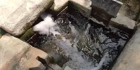 திருப்பத்தூர்: தண்ணீர் தொட்டியில் விழுந்த ஒரு வயது பெண்குழந்தை உயிரிழப்பு- போலீஸ் விசாரணை