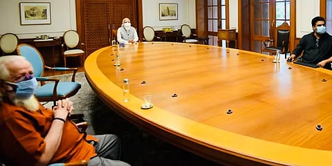 “நம்பிக்கு இழைக்கப்பட்ட அநீதிக்காக வருத்தப்பட்டார்” பிரதமர் உடன் மாதவன் சந்திப்பு!