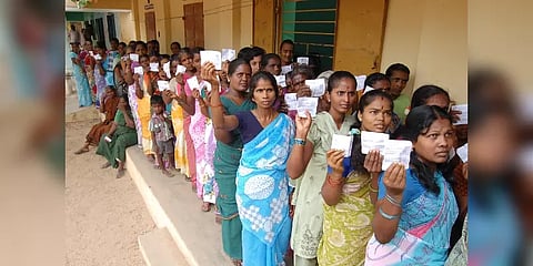 தமிழகத்தில் இன்று சட்டப்பேரவைத் தேர்தல் வாக்குப்பதிவு: பலத்த பாதுகாப்பு