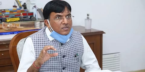 உரங்களை பழையவிலைக்கே வாங்கி கொள்ளலாம் - மத்திய அமைச்சர்