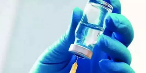 இந்தியாவில் சாமானியர்களுக்கு 'சாத்தியமில்லாத' வெளிநாட்டு கொரோனா தடுப்பூசிகள்!