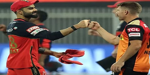 SRH vs RCB :  டாஸ் வென்ற ஐதராபாத் அணியின் கேப்டன் வார்னர் ஃபீல்டிங் தேர்வு!