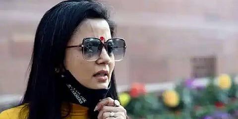 "நீங்கள்தான் 2-ம் அலைக்கு பொறுப்பு!"- மத்திய அரசு, தேர்தல் ஆணையம் மீது மஹுவா கொந்தளிப்பு