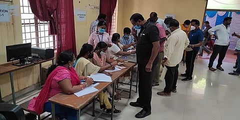 வேளச்சேரி 92வது வாக்குச்சாவடியில் விறுவிறுப்பான மறு வாக்குப்பதிவு!