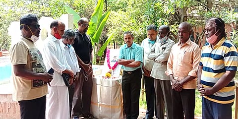 நடிகர் விவேக் பயின்ற மதுரை அமெரிக்கன் கல்லூரி பேராசிரியர்கள் மலரஞ்சலி!