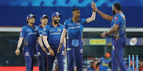 ஐபிஎல்: ஹைதராபாத்தை வீழ்த்தியது மும்பை!