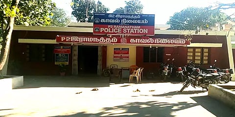 கடலூர்: அடுத்தடுத்த வீட்டின் பூட்டை உடைத்து திருட்டு; அச்சத்தில் கிராம மக்கள்