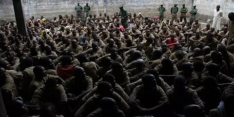 கொரோனா பரவலை கட்டுப்படுத்தும் நோக்கில் 3000 கைதிகளை விடுவிக்க ஜிம்பாப்வே முடிவு