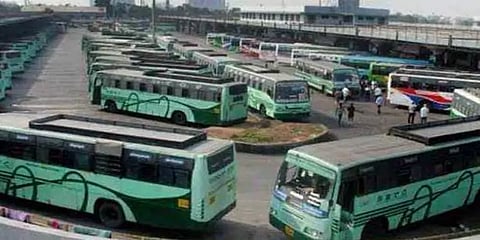 இரவுநேர ஊரடங்கு: தென் மாவட்டங்களுக்கு பகலில் கூடுதல் அரசு பேருந்துகள் இயக்க திட்டம்!