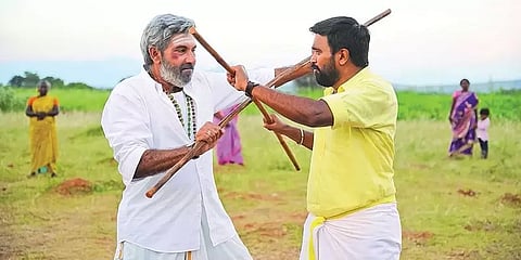 சசிகுமாரின் 'எம்.ஜி.ஆர். மகன்' ரிலீஸ் தள்ளிவைப்பு!