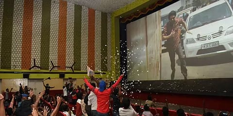 காட்சி நேரம் மாற்றமா, முற்றிலும் மூடலா? - திரையரங்க உரிமையாளர்கள் நாளை முடிவு