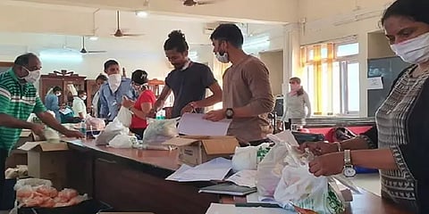 'கொரோனா லாக்டவுன் காலத்தில் அத்தியாவசிய பொருள்களை பதுக்கினால் கடும் நடவடிக்கை'