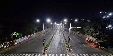 தொலைதூர பயணத்தில் இரவு ஊரடங்கு நேரத்தை அணுகுவது எப்படி? - ஓர் எளிய வழிகாட்டுதல்