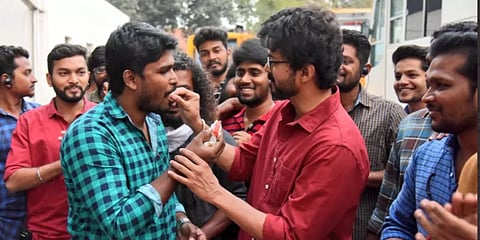 ‘மாஸ்டர்’ 100 வது நாள் கொண்டாட்டம்; இயக்குநர் ரத்னகுமார் பகிர்ந்து கொண்ட ஸ்வீட் மெமரீஸ்!