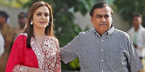 "மே 1 முதல் ஊழியர்களுக்கு கொரோனா தடுப்பூசி செலுத்தும் பணி தொடக்கம்" - ரிலையன்ஸ்