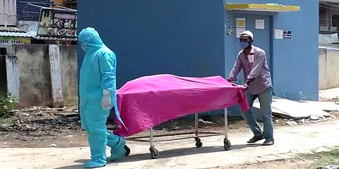 ஆம்பூர்: கொரோனா தொற்றால் மூதாட்டி உயிரிழப்பு - மருத்துவர்களின் அலட்சியமே காரணம் என புகார்