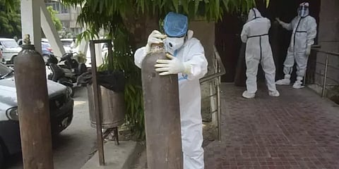 பிற மாநிலங்களுக்கும் உதவும் ஒரே ஆக்சிஜன் உபரி மாநிலம்! - 'கேரள மாடல்' சாத்தியமானது எப்படி?