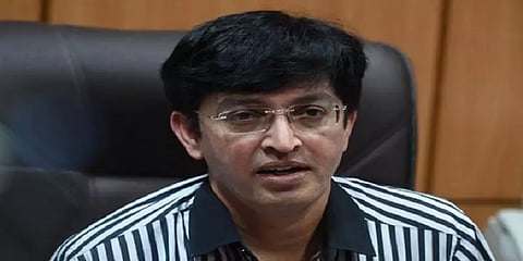 ”ரெம்டெசிவிர் மருந்துகளை வீடுகளில் எடுத்துக்கொள்வதை நிறுத்துங்கள்” - ராதாகிருஷ்ணன்