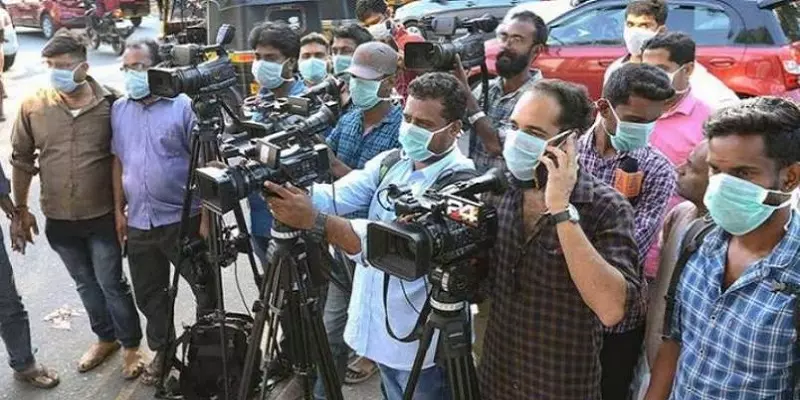 களப்பணியால் உயிரிழப்பு, பாதிப்புகள்...- கொரோனா 2ம் அலையில் இந்திய பத்திரிகையாளர்களின் நிலை