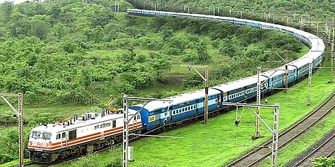 பயணிகளின் ஆதரவின்மையால் பல ரயில்கள் சேவை ரத்து - தெற்கு ரயில்வே அறிவிப்பு