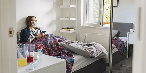 கொரோனா பாதிப்புடன் வீட்டுத்தனிமையில் இருப்பவரா நீங்கள் - இதோ ஐ.சி.எம்.ஆர். வழிமுறைகள்!