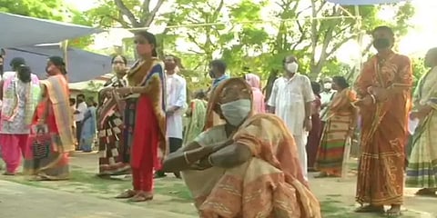 மேற்குவங்க 8 ஆம் கட்டத்தேர்தல் - 11 தொகுதிகளுக்கு ரெட் அலர்ட்