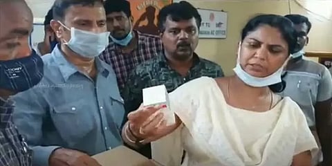 தாம்பரம்:ரெம்டெசிவிர் மருந்தை ரூ.20 ஆயிரத்திற்கு விற்க முயன்ற மருத்துவர் உட்பட 3 பேர் கைது