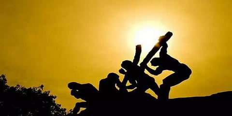 உழைப்பாளர் உரிமைகளை வென்றெடுத்த 'மே தினம்' : உருவான வரலாறு..!