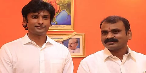 சென்னை துறைமுகம் தொகுதியில் பாஜக முன்னிலை