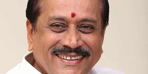 காரைக்குடி தொகுதியில் ஹெச்.ராஜாவுக்கு பின்னடைவு