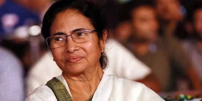 மேற்கு வங்கம்: 210-க்கும் மேற்பட்ட இடங்களை வசப்படுத்தும் மமதா கட்சி!