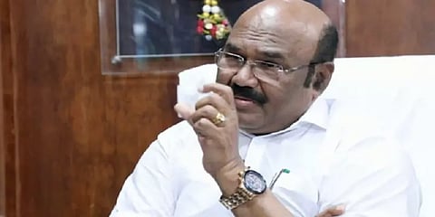 அமைச்சர் ஜெயக்குமார் 27,587 வாக்குகள் வித்தியாசத்தில் தோல்வி!