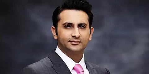 "மிரட்டல்களுக்கு பயந்து லண்டனிலேயே இருக்கிறேன்" - சீரம் தடுப்பூசி நிறுவனத்தின் செயலதிகாரி