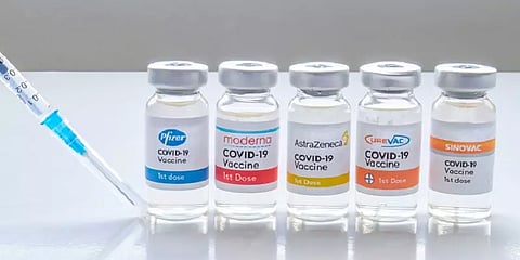 கொரோனா தடுப்பூசிகளுக்கு புதிதாக ஆர்டரே தரவில்லையா? - மத்திய அரசு விளக்கம்