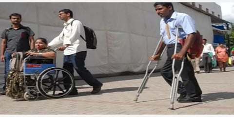 கொரோனா பரவல்; அரசுப்பணியில் உள்ள மாற்றுத் திறனாளிகளுக்கு விலக்கு!