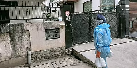 'சர்கார் வரலைன்னா என்ன... சர்தார் இருக்காங்க!' - கொரோனாவுக்கு எதிரான போரில் சீக்கிய குழு