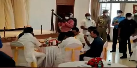 முதல்வர் மு.க.ஸ்டாலின், அமைச்சர்களுக்கு ஆளுநர் தேநீர் விருந்து