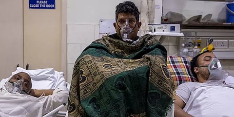 இந்தியாவில் ஒரேநாளில் 4.14 லட்சம் பேருக்கு கொரோனா தொற்று - 3,915 பேர் உயிரிழப்பு