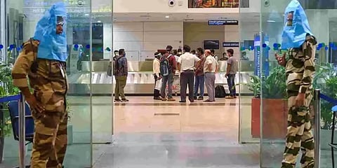 சென்னை: விமானம் மூலம் கடத்தி வரப்பட்ட 15.6 கிலோ ஹெராயின் பறிமுதல்; தான்சானியா ஜோடி கைது!