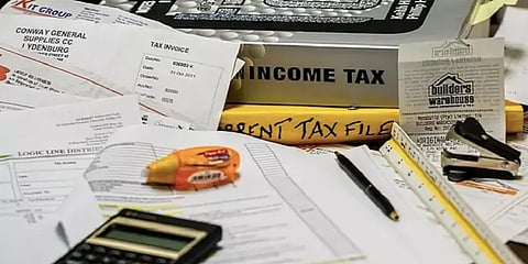 கொரோனா சிகிச்சை கட்டணம்: ரூ.2 லட்சம் வரை ரொக்கமாக செலுத்த மத்திய அரசு அனுமதி