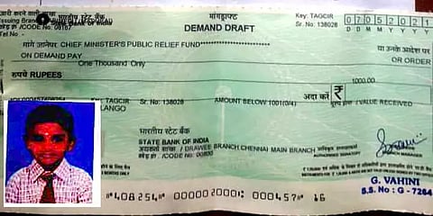 ”ஸ்டாலின் தாத்தா!” - உண்டியல் பணத்தை கொரோனா நிதிக்காக வழங்கிய மதுரை சிறுவன்!