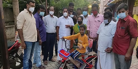 சேமித்த பணத்தை கொரோனா நிதிக்கு அனுப்பிய சிறுவன்: சைக்கிள் வாங்கி கொடுத்து அசத்திய முதல்வர்