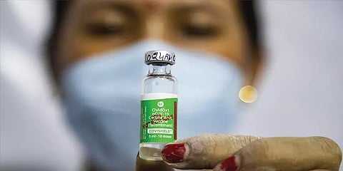 வெளிநாடுகளில் இருந்து தடுப்பூசி கொள்முதல் செய்ய தயாராகும் மாநில அரசுகள் - ஓர் அலசல்