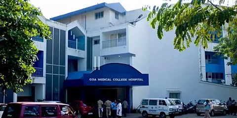 ஆக்சிஜன் தட்டுப்பாடு: 4 நாட்களில் ஒரே மருத்துவமனையில் சிகிச்சை பெற்ற 74 பேர் உயிரிழப்பு!